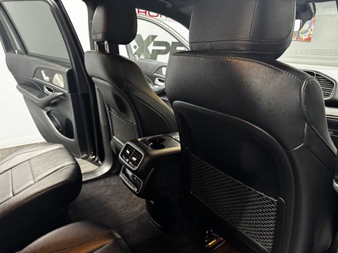 Used 2023 Mercedes-Benz GLS 450 4MATIC image 47