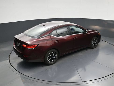 Used 2025 Nissan Sentra SV FWD image 30