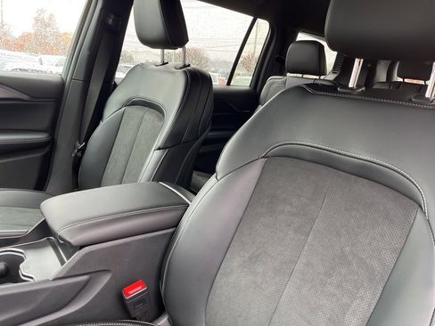 New 2025 Jeep Grand Cherokee L Altitude image 29