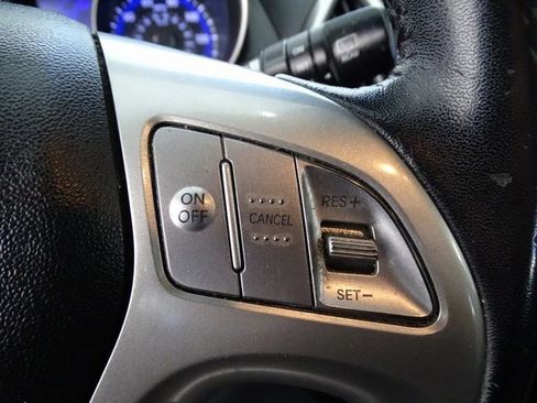 Used 2012 Hyundai Tucson GLS image 7