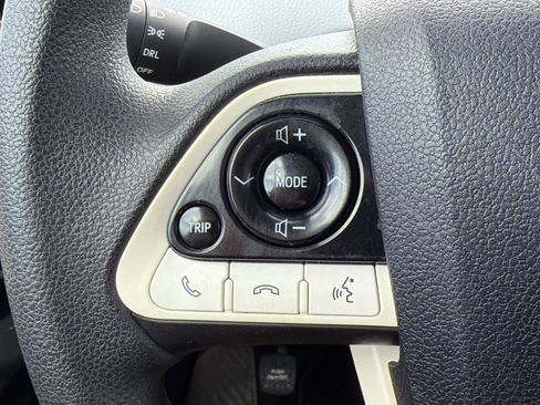 Used 2017 Toyota Prius One FWD image 17