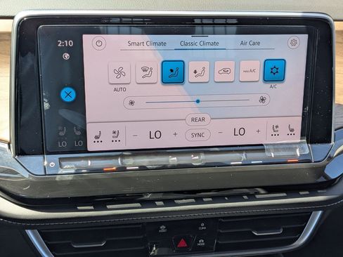 New 2026 Volkswagen Atlas SE image 23