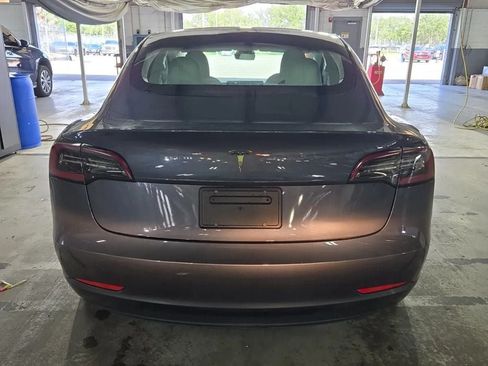 Used 2023 Tesla Model 3 Standard Range RWD image 3