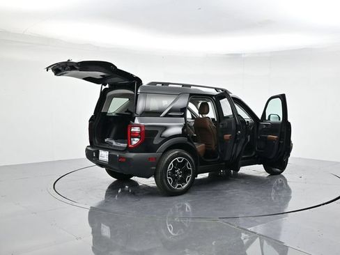 Used 2025 Ford Bronco Sport Outer Banks w/ Outer Banks Tech Package+ AWD/4WD image 47