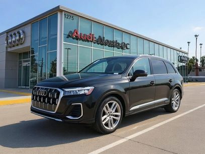 New 2025 Audi Q7 3.0T Premium Plus