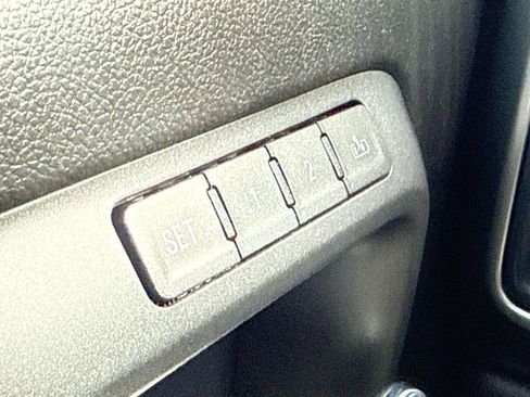 Used 2018 Chevrolet Silverado 1500 LTZ Z71 w/ Redline Edition image 34