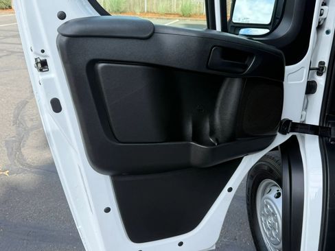 Used 2023 RAM ProMaster 2500 FWD image 21