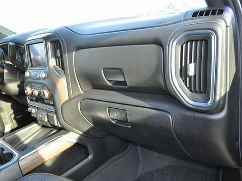 Used 2019 Chevrolet Silverado 1500 High Country w/ Technology Package image 20