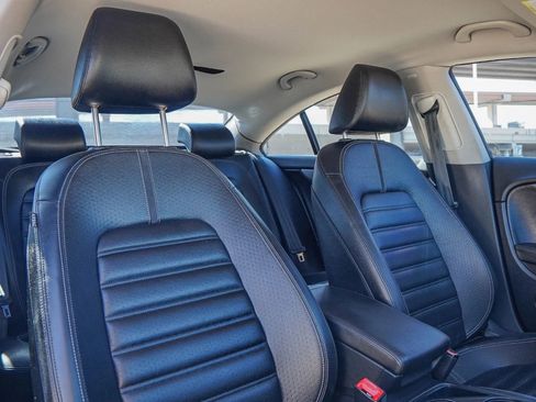 Used 2012 Volkswagen CC Lux Limited image 36