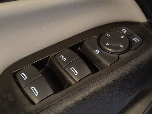 Used 2022 Chevrolet Equinox LT image 27