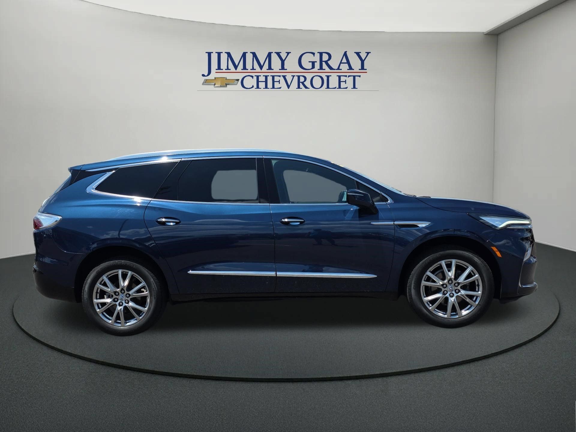 Used 2023 Buick Enclave Essence w/ Experience Buick Package FWD image 6