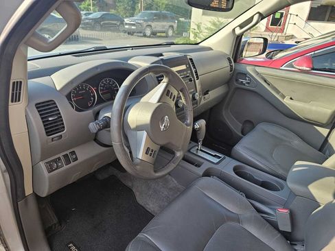 Used 2012 Nissan Frontier SL RWD image 10