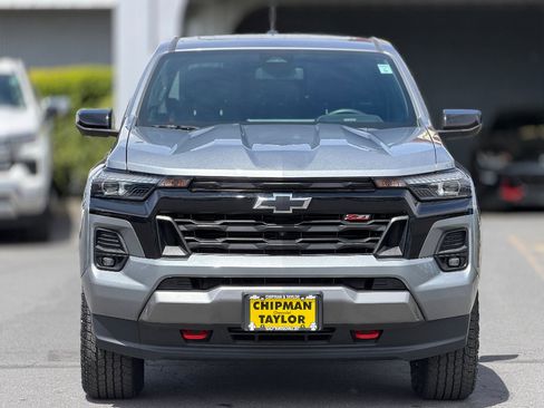 Used 2023 Chevrolet Colorado Z71 w/ Z71 Convenience Package 2 AWD/4WD image 12