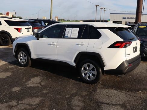 Used 2023 Toyota RAV4 LE FWD image 6