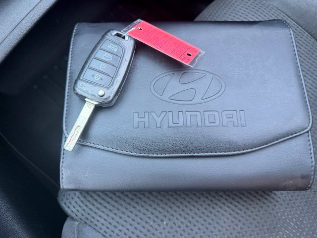 Used 2019 Hyundai Santa Fe SE AWD/4WD image 21
