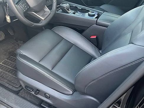 Used 2025 Nissan Rogue SL w/ SL Premium Package AWD/4WD image 24