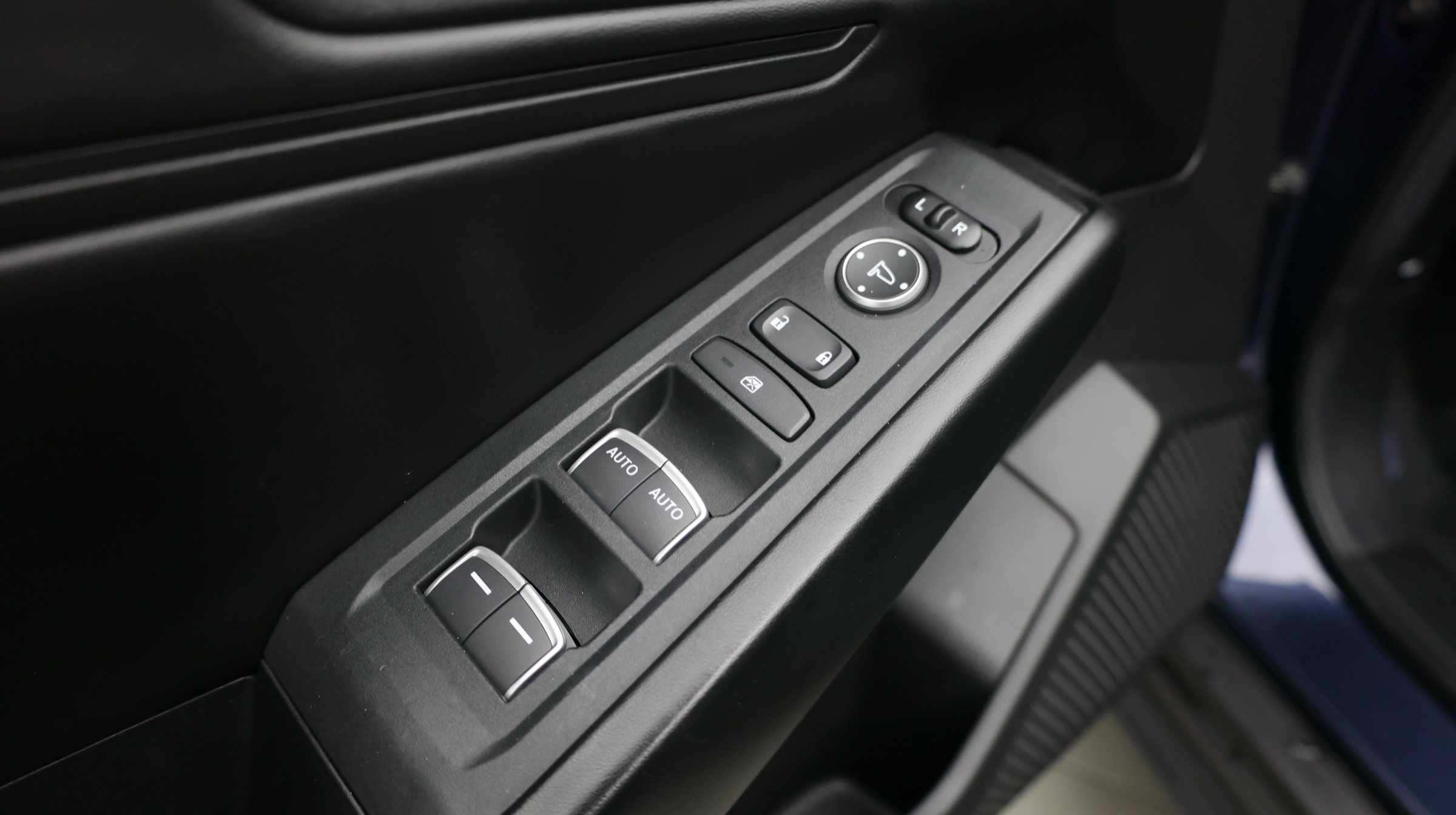 Used 2024 Honda Accord EX image 13