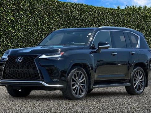 Used 2024 Lexus LX 600 F Sport AWD/4WD image 8