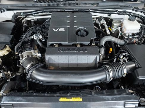 Used 2021 Nissan Frontier SV RWD image 19