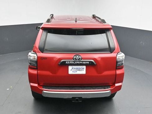 Used 2024 Toyota 4Runner TRD Off-Road Premium AWD/4WD image 24
