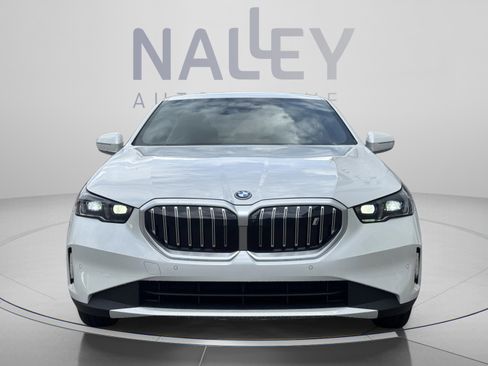 New 2026 BMW i5 eDrive40 w/ Premium Package RWD image 6