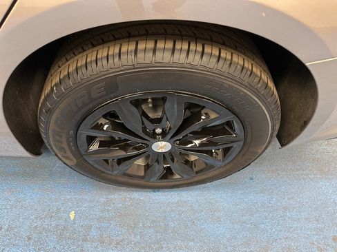 Certified 2025 Chevrolet Malibu LT image 16