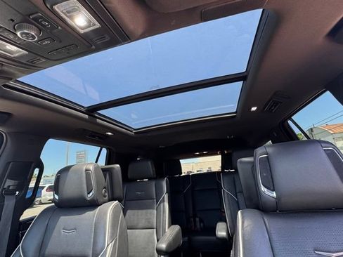 Used 2023 Cadillac Escalade Sport AWD/4WD image 20
