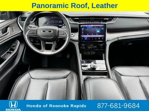 Used 2024 Jeep Grand Cherokee Limited 4xe image 4