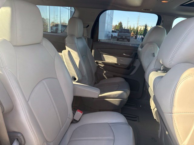 Used 2015 GMC Acadia SLT w/ Open Road Package FWD image 27