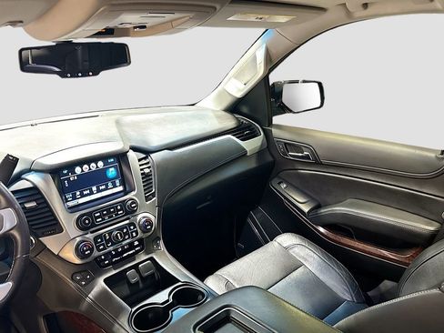 Used 2020 GMC Yukon XL SLT image 24