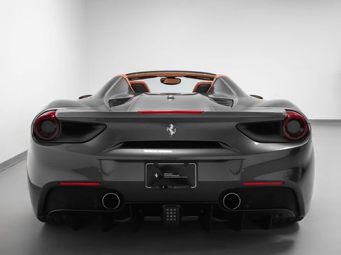 Certified 2018 Ferrari 488 Spider RWD image 33