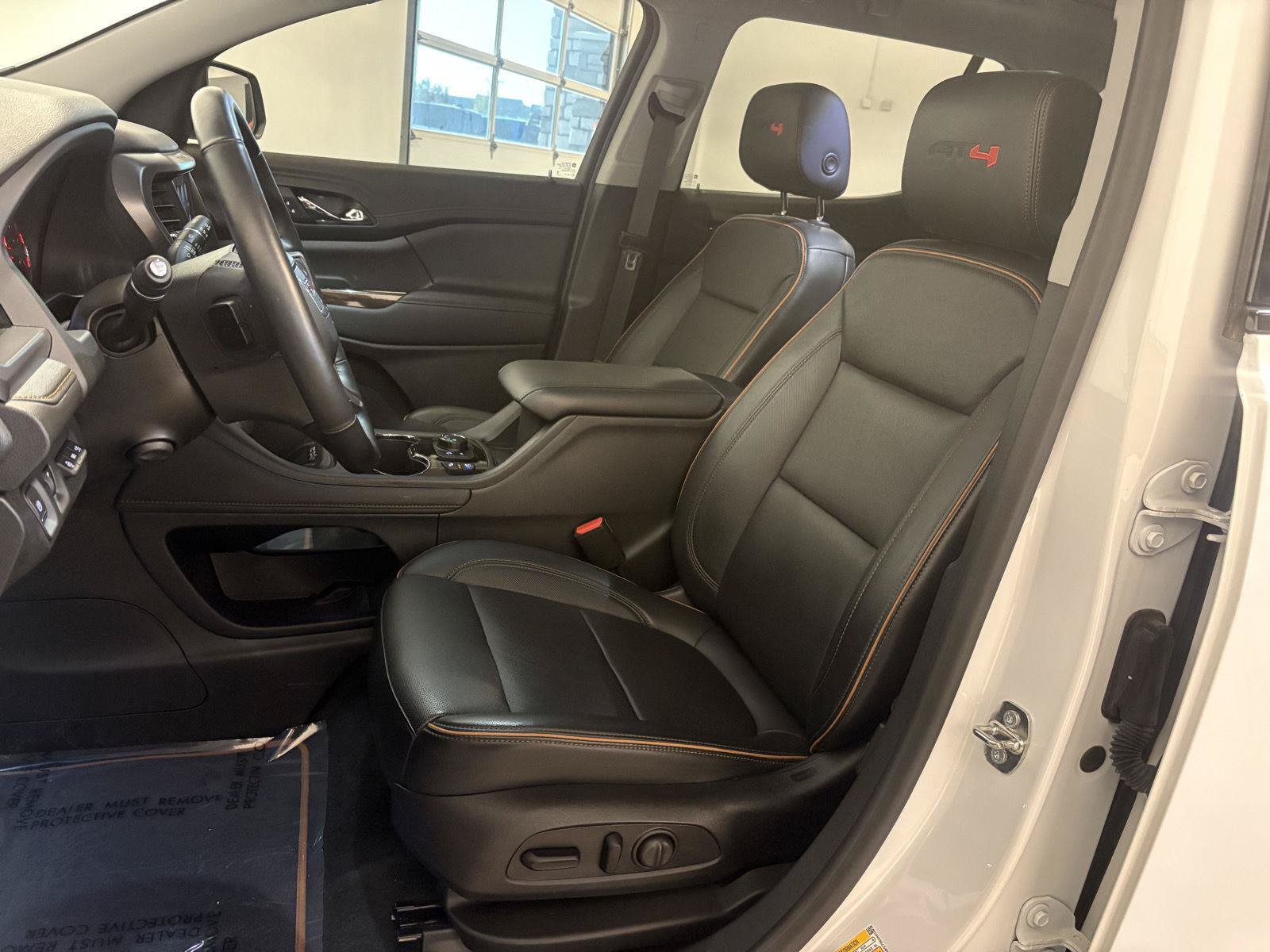 Used 2023 GMC Acadia AT4 w/ Technology Package AWD/4WD image 22