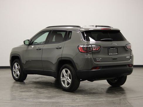 Used 2024 Jeep Compass Latitude AWD/4WD image 6