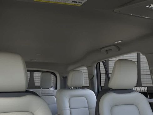 New 2026 Lincoln Aviator 2WD image 23