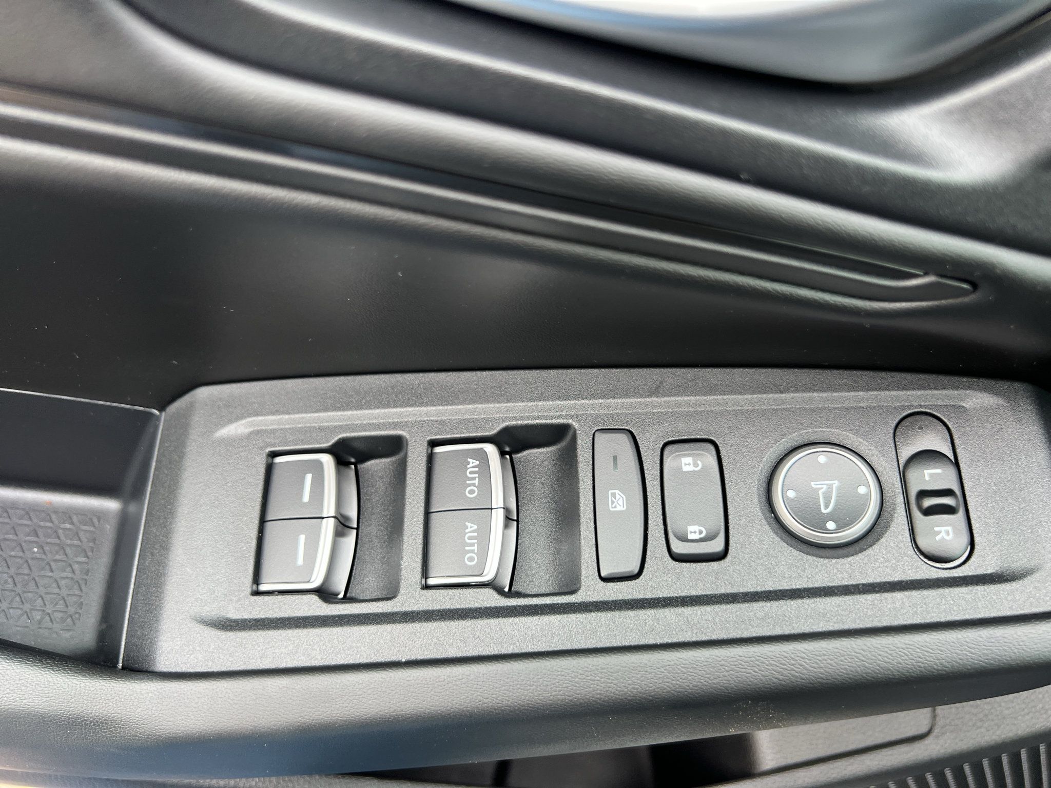 Used 2025 Honda Accord SE image 24