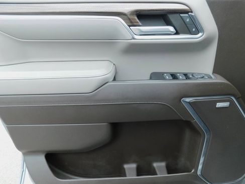 Used 2023 Chevrolet Silverado 1500 RST w/ Convenience Package II image 28