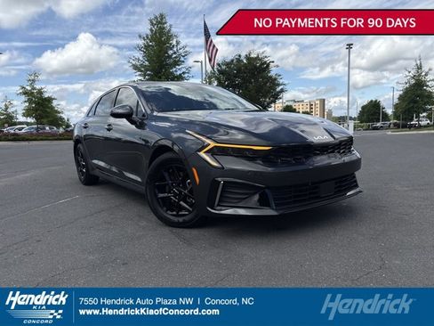 Certified 2026 Kia K5 LXS FWD image 1
