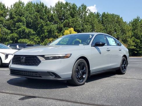 New 2025 Honda Accord SE image 31