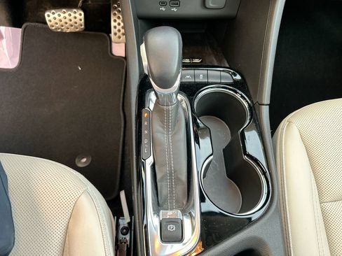 Used 2024 Buick Encore GX Sport Touring w/ Experience Buick Package AWD/4WD image 15