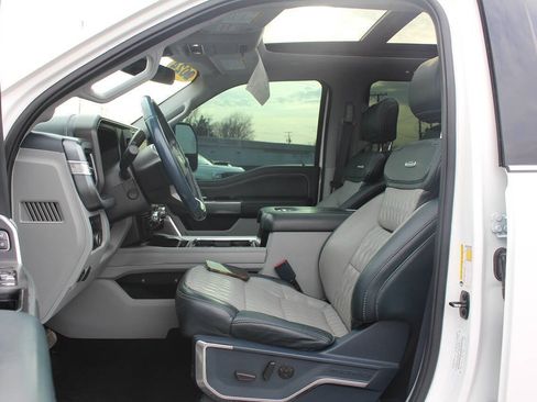 Used 2024 Ford F350 Limited w/ FX4 Off-Road Package image 9