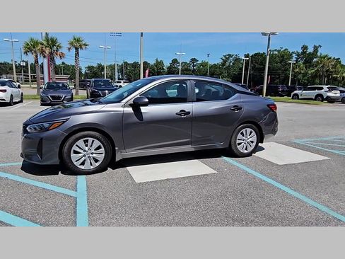 Used 2025 Nissan Sentra S image 25