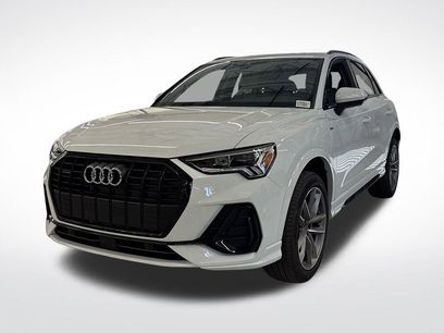 Certified 2025 Audi Q3 2.0T Premium w/ Black Optic Sport Package