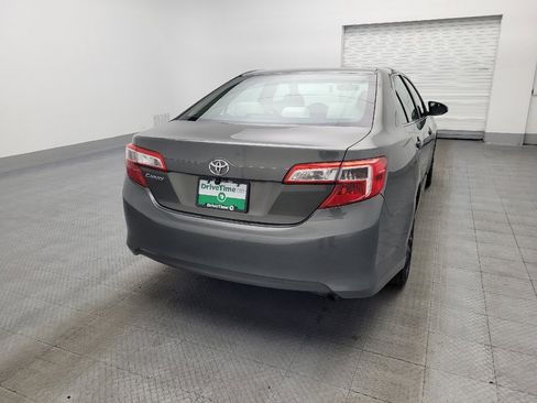 Used 2014 Toyota Camry L image 7