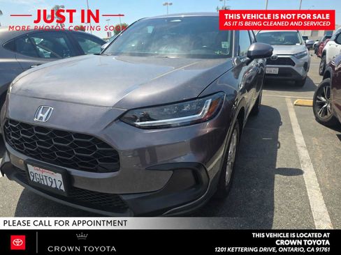 Used 2023 Honda HR-V LX image 1