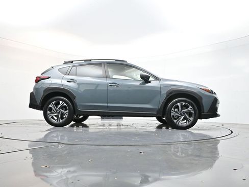 Used 2024 Subaru Crosstrek 2.0i Premium image 32