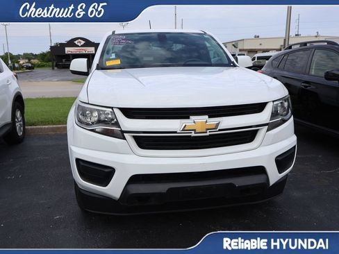 Used 2017 Chevrolet Colorado W/T w/ Custom Special Edition AWD/4WD image 4