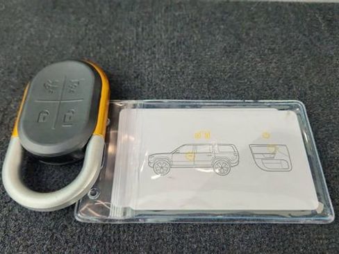 Used 2024 Rivian R1S Adventure image 63