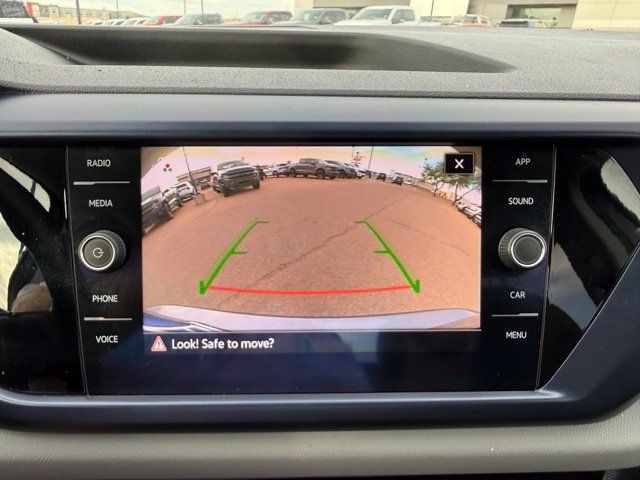Used 2022 Volkswagen Taos SE FWD image 23