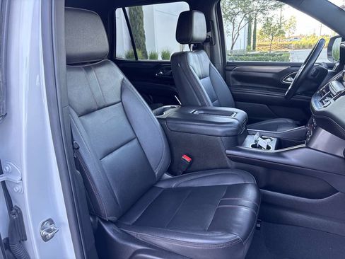 Used 2023 Chevrolet Tahoe RST w/ Luxury Package AWD/4WD image 19