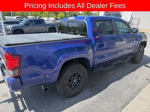 Used 2022 Toyota Tacoma SR5 w/ Technology Package AWD/4WD image 17